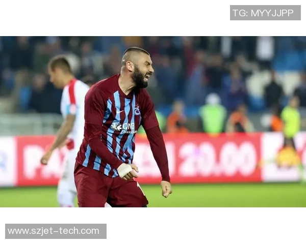 巴黎足球巨星闪耀绿茵场引领球队走向辉煌新时代